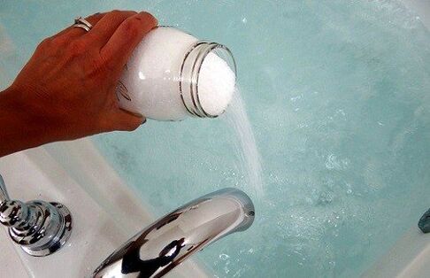 Bath with soda